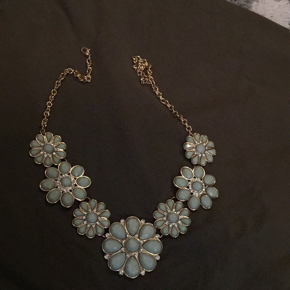 Necklace - Picture 2 of 3